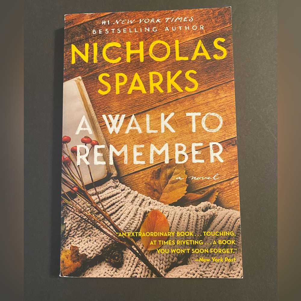 A Walk to Remember by Nicholas Sparks -B